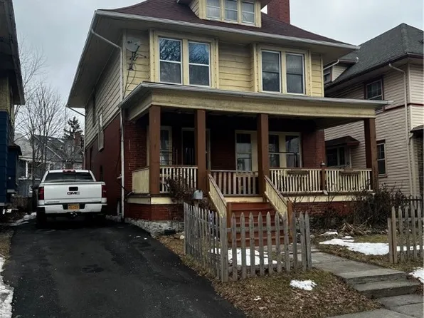 296 Humboldt Pkwy, Buffalo, NY 14214