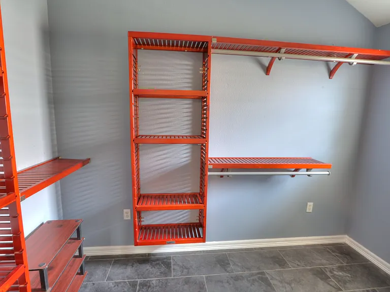 7714 Odessa Dr — Photo 19