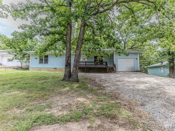 424 Panoramic Dr, Camdenton, MO 65020