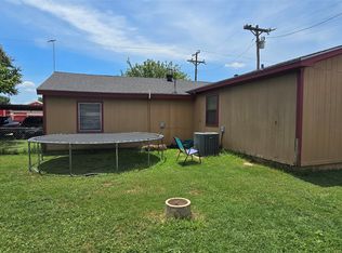 301 E Rock Island Ave, Boyd, TX 76023