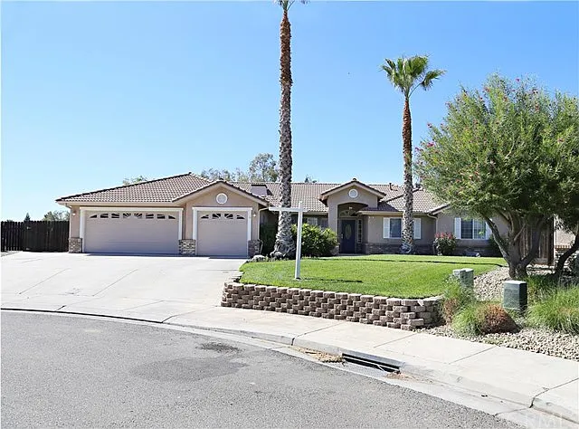 519 Hummingbird Ct photo 1