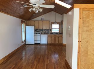 423 N 9th St APT C, Manhattan, KS 66502