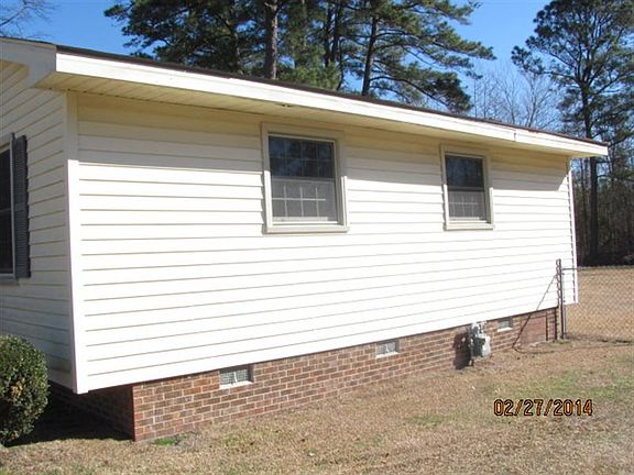 2nd image of 203 Pearl Dr