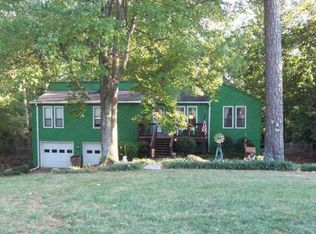 723 Jett Rd, Woodstock, GA 30188