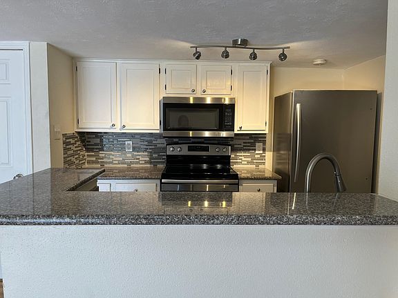 3rd image of 2300 Old Spanish Trl APT 2054