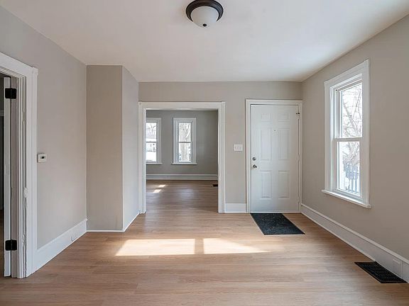 4th image of 605 Pettibone Ave NW #1
