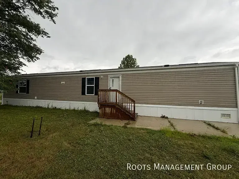 15 Locust St #15 — Photo 13