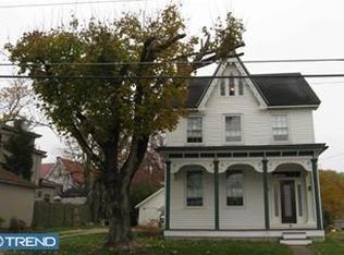 9 N Greenwich St, Alloway, NJ 08001