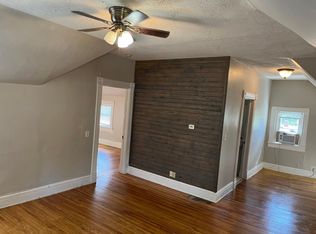 1845 S 9th St, Lincoln, NE 68502
