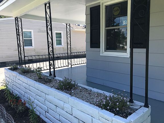 5th image of 525 Henderson Dr