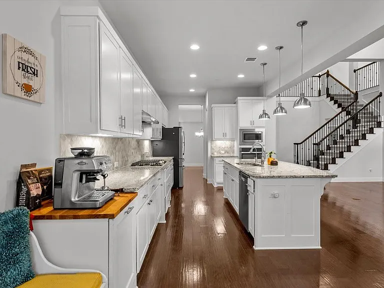 4108 Bison Bnd — Photo 10