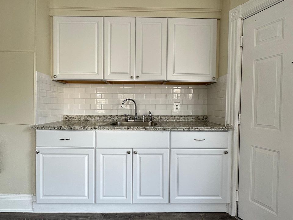 2nd image of 81 Fales St #2F