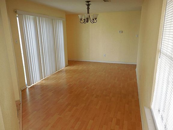 Formal Dining