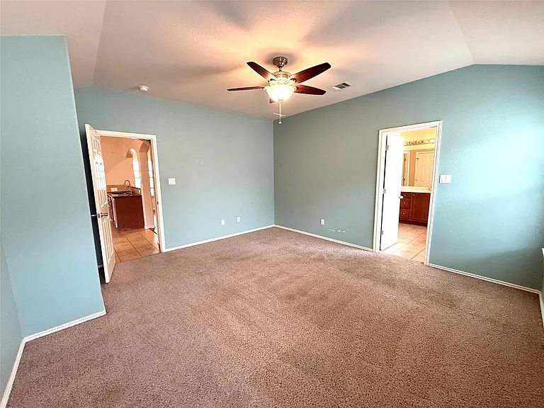 11205 McKinney Springs Dr — Photo 18