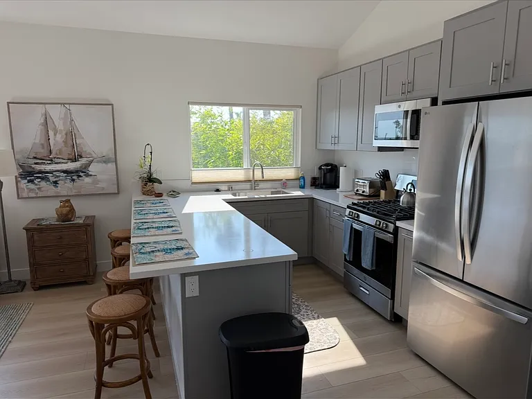 680 Loring St #1 — Photo 8