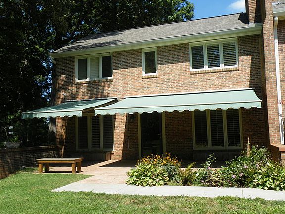 4th image of 501 Selkirk Dr