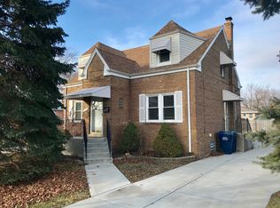 2820 W 101st Pl, Evergreen Park, IL