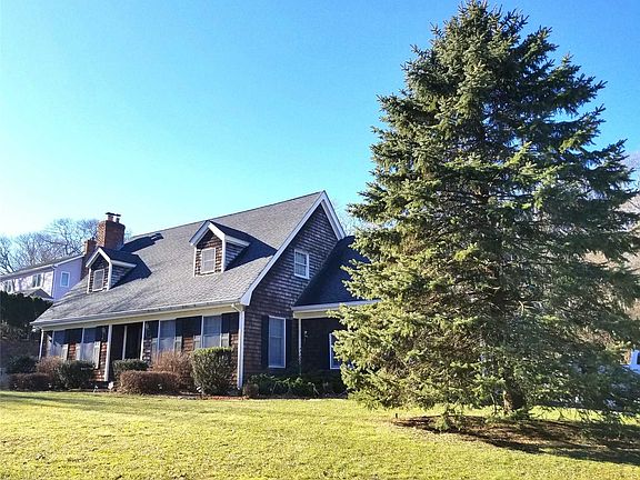 2nd image of 195 Oak Dr