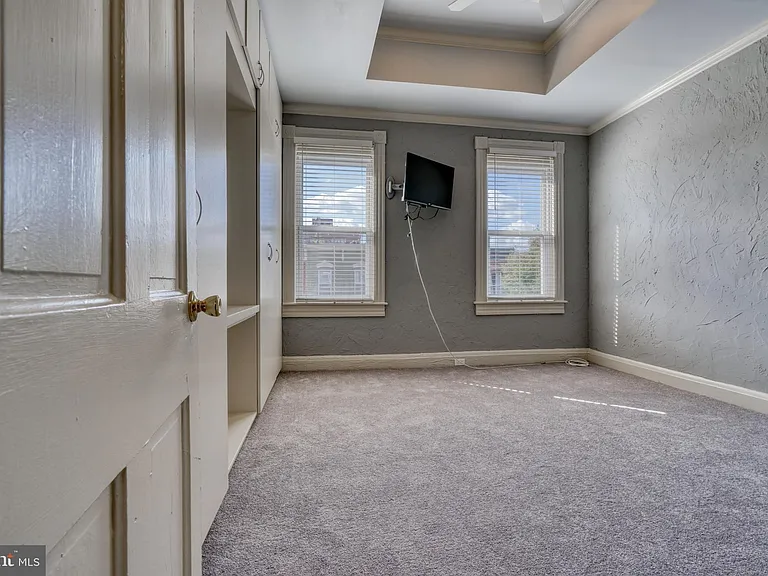 119 S Bouldin St — Photo 19