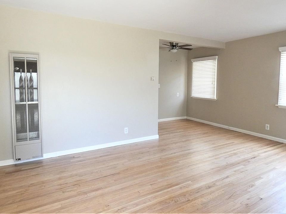 2nd image of 2920 Pacific Ave #2920