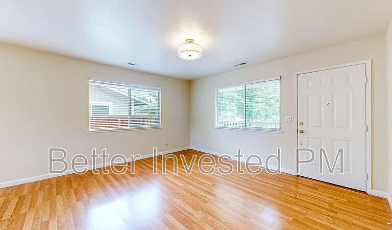 832 S Orchard Ave — Photo 16