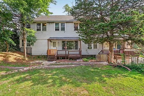 4 Montgomery Rd #1 Photo 1