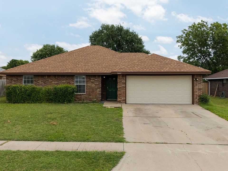 1st image of 3807 Water Oak Dr