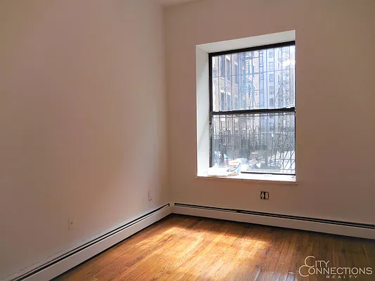 Rented by City Connections Realty | media 28