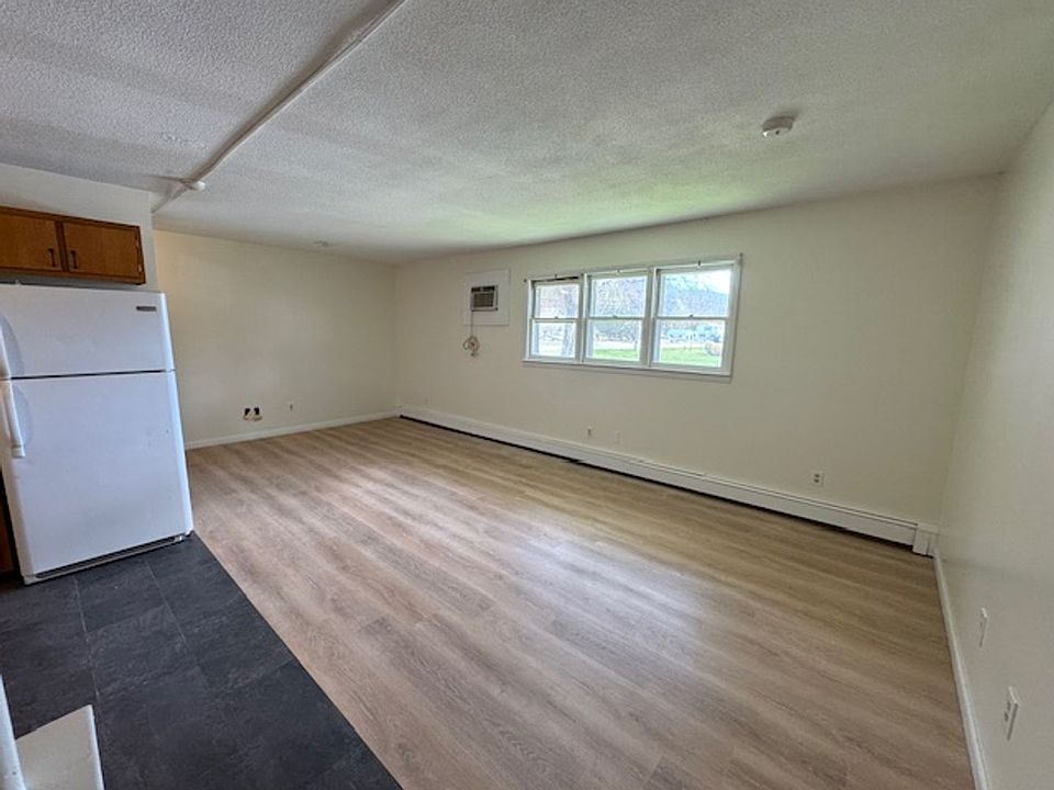 382384 RIVER ST 382 River St Springfield VT Zillow