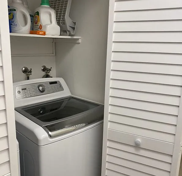 2101 Shoreline Dr #203 — Photo 6