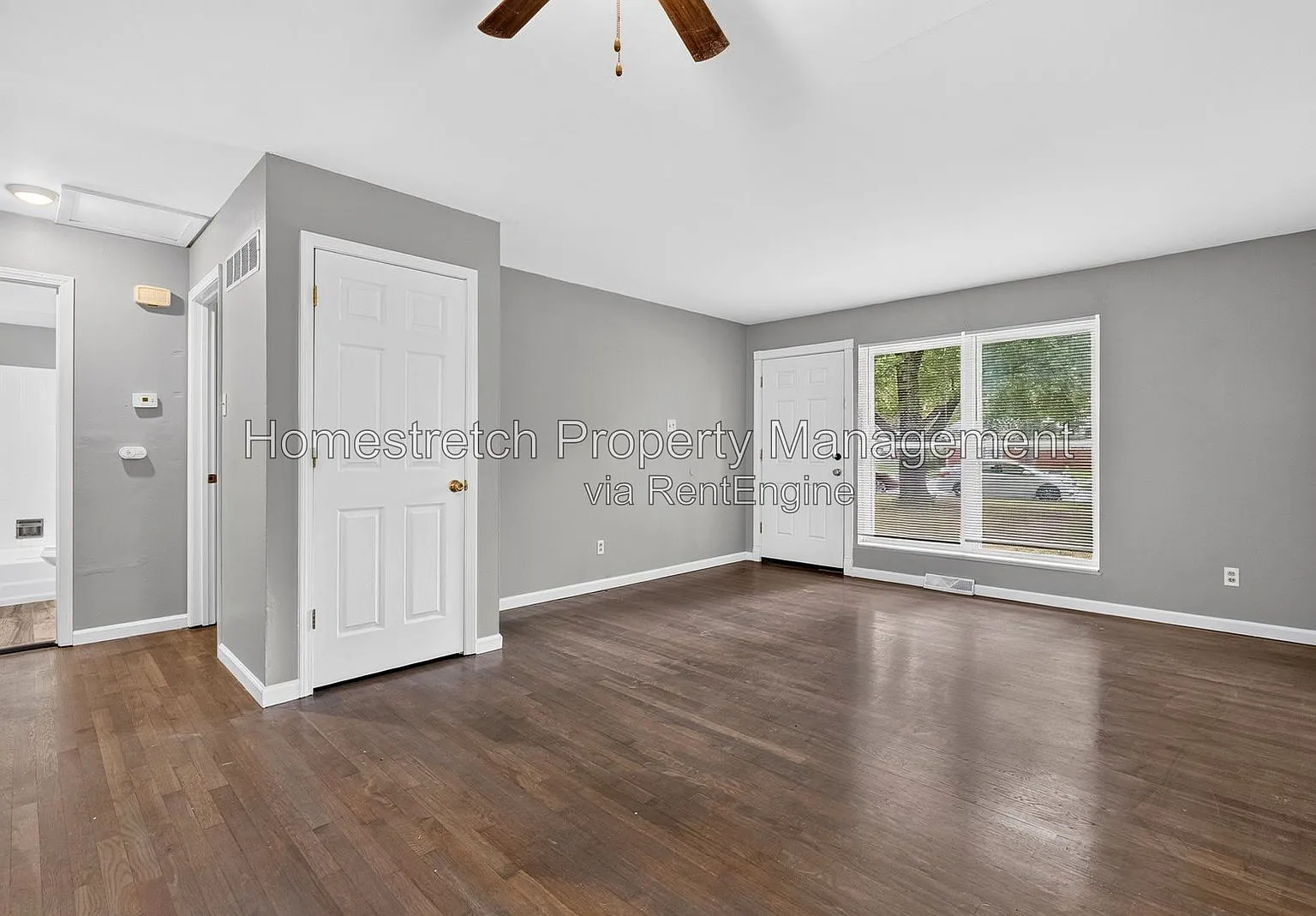2 bed, 1.0 bath, $1,250 — Photo 4