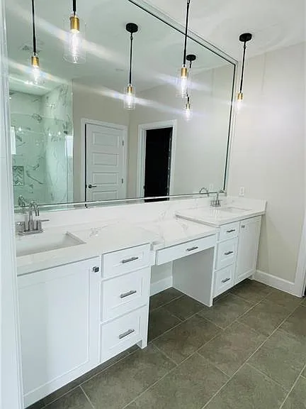 8114 N 25th Ln — Photo 14