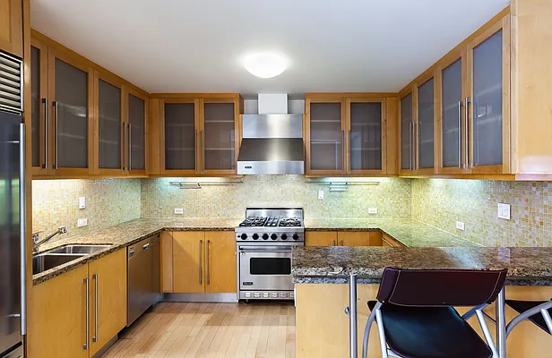 Rented by Brown Harris Stevens | media 2