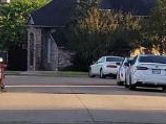 Exterior Neighborhood (street photo)