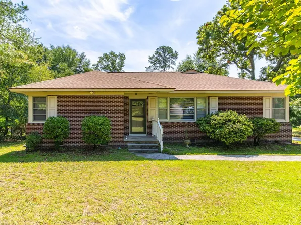3100 Dennis Dr, Columbia, SC 29204