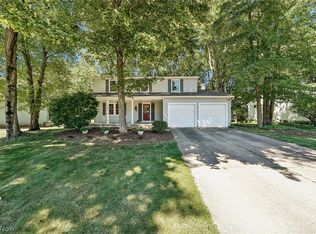 95 River Park Blvd, Munroe Falls, OH 44262