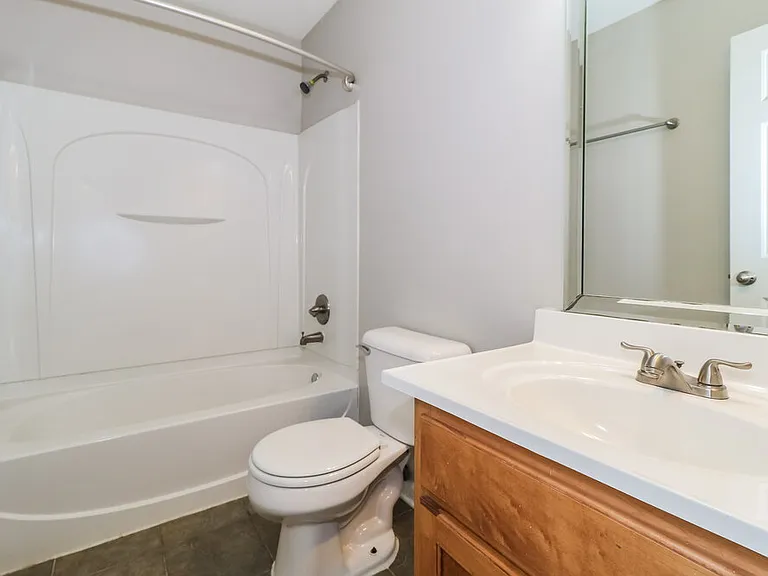 5760 Landau Dr — Photo 15