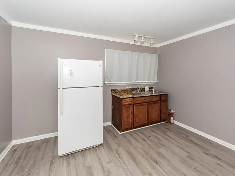 3347 Walter Dr — Photo 44
