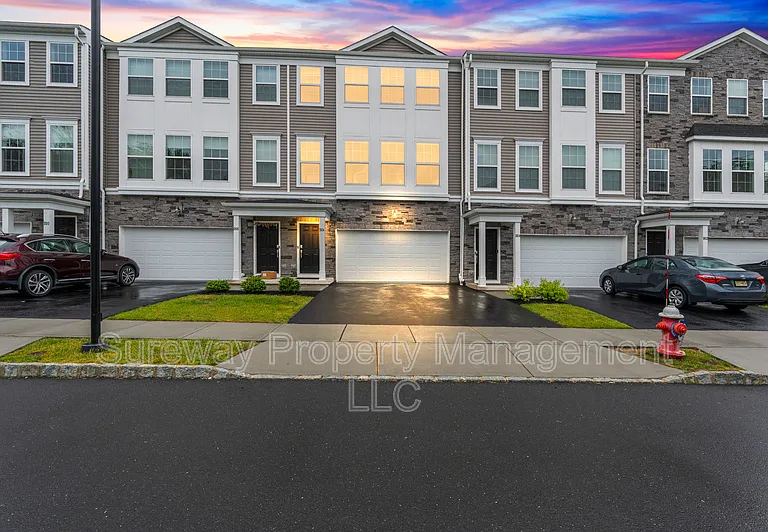 1806 Swales Ct — Photo 1