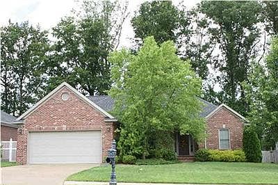 1st image of 2702 Beaumont Dr