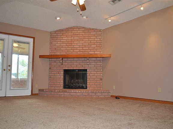 5th image of 4421 Summerfield Ct