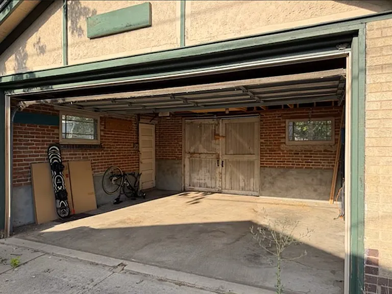 765 S Emerson St — Photo 33