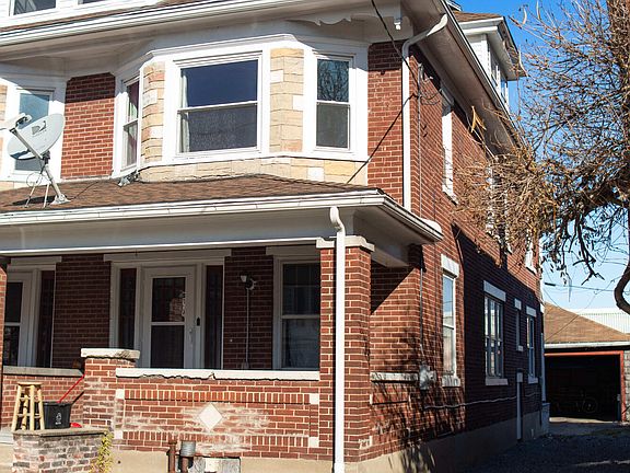 4th image of 140-142 Race St