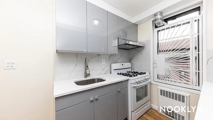 Rented by Nooklyn NYC LLC | media 6