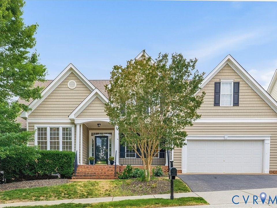 1st image of 742 Colony Forest Dr