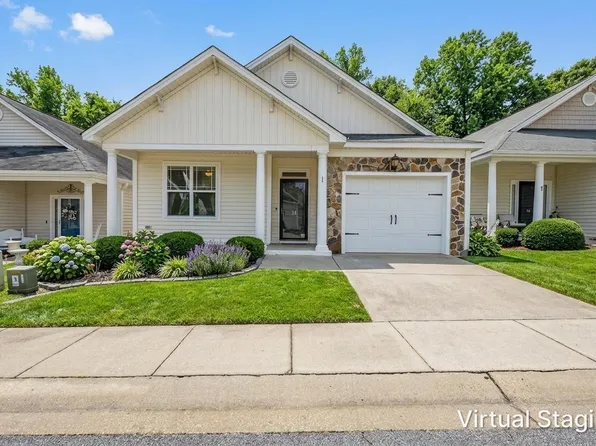 54 Denby Cir, Clayton, NC 27527