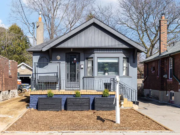 1105 Greenwood Ave, Toronto, ON M4J 4E5