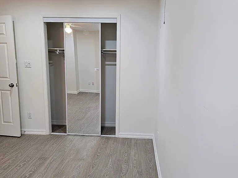 11 Chalkfarm Cres — Photo 18
