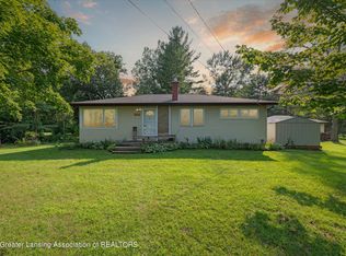 12785 W Melody Rd, Grand Ledge, MI 48837
