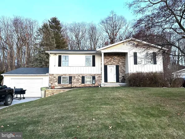 11 Whitcraft Ln, Shrewsbury, PA 17361